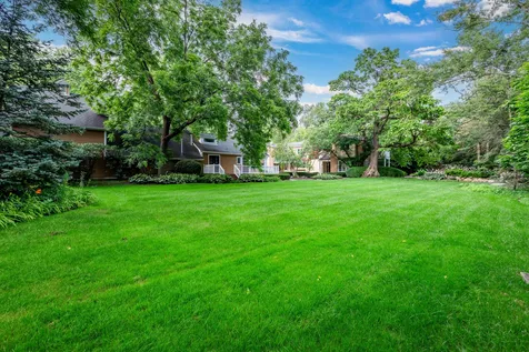 112 Brinker Road Barrington Hills IL 60010