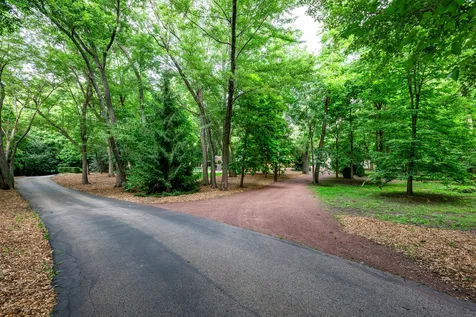 112 Brinker Road Barrington Hills IL 60010