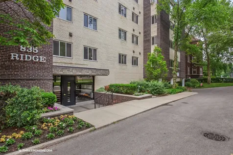 835 Ridge Avenue Evanston IL 60202
