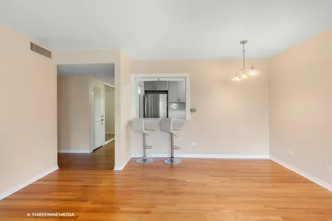 835 Ridge Avenue Evanston IL 60202