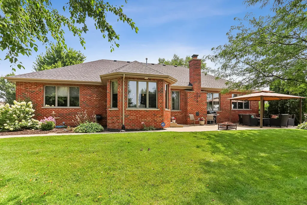 2927 Taylor Glen Drive New Lenox IL 60451