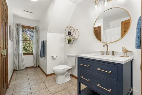 1513 North Applewood Lane Spring Grove IL 60081