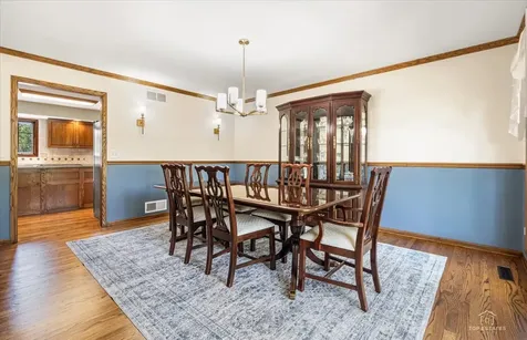 1513 North Applewood Lane Spring Grove IL 60081
