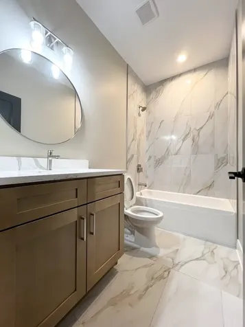 4934 South Champlain Avenue Chicago IL 60615