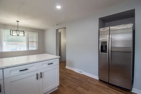 408 Bensley Avenue Calumet City IL 60409