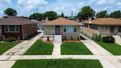 408 Bensley Avenue Calumet City IL 60409