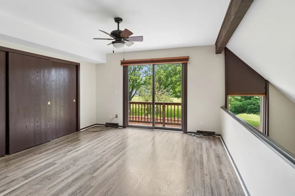 1539 Foxhill Road Naperville IL 60563