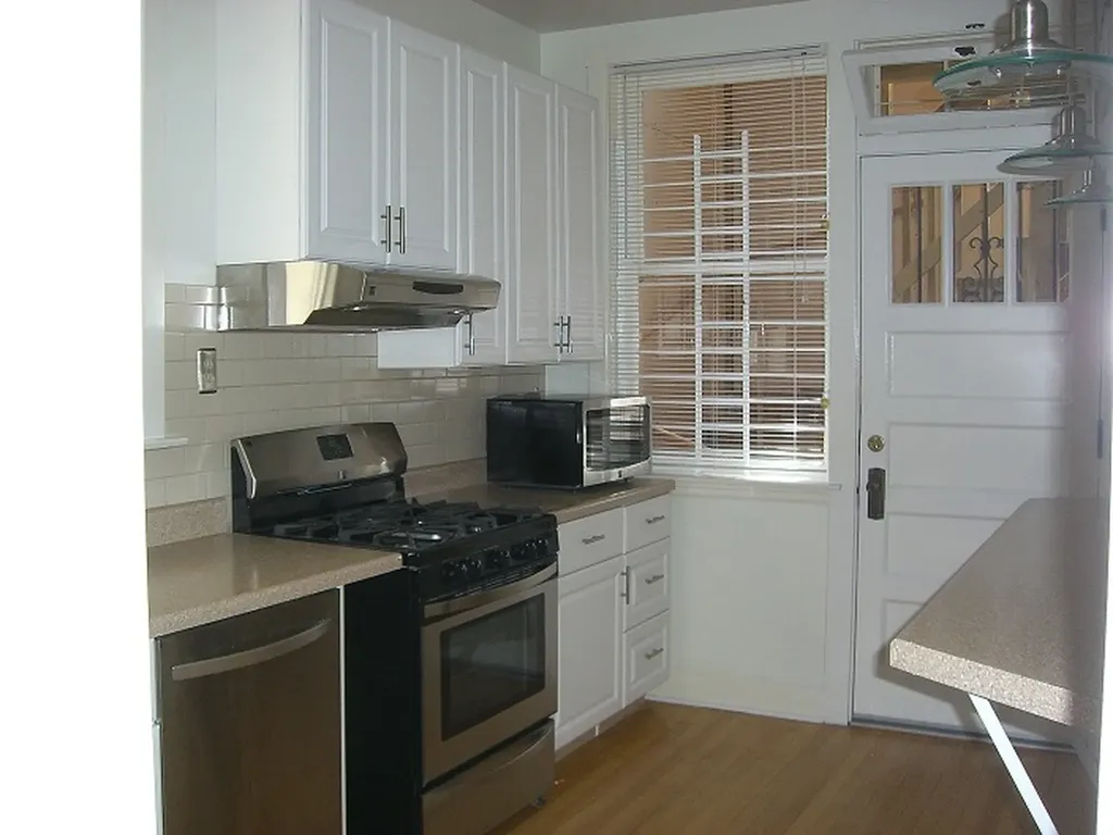 4621 North Lawndale Avenue Chicago IL 60625