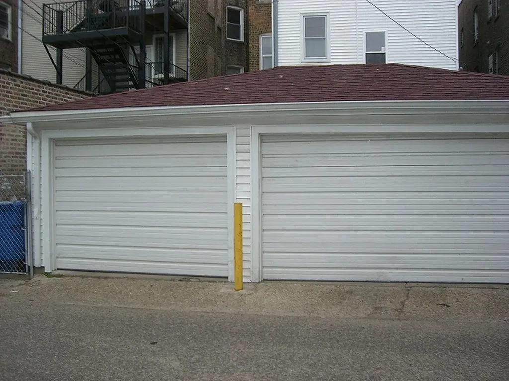 4621 North Lawndale Avenue Chicago IL 60625
