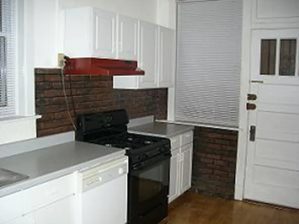 4621 North Lawndale Avenue Chicago IL 60625