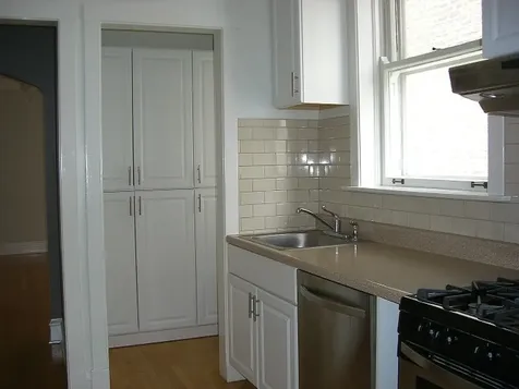 4621 North Lawndale Avenue Chicago IL 60625