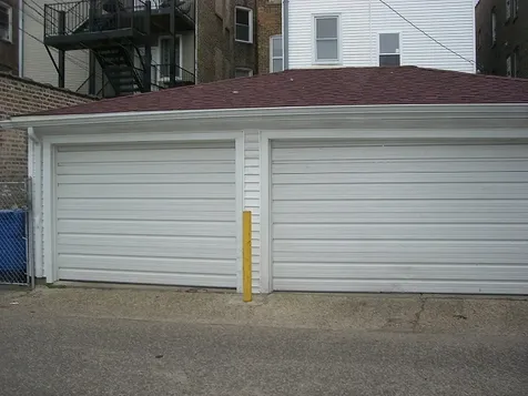 4621 North Lawndale Avenue Chicago IL 60625