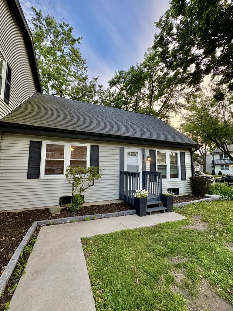 228 Dakota Court Bolingbrook IL 60440
