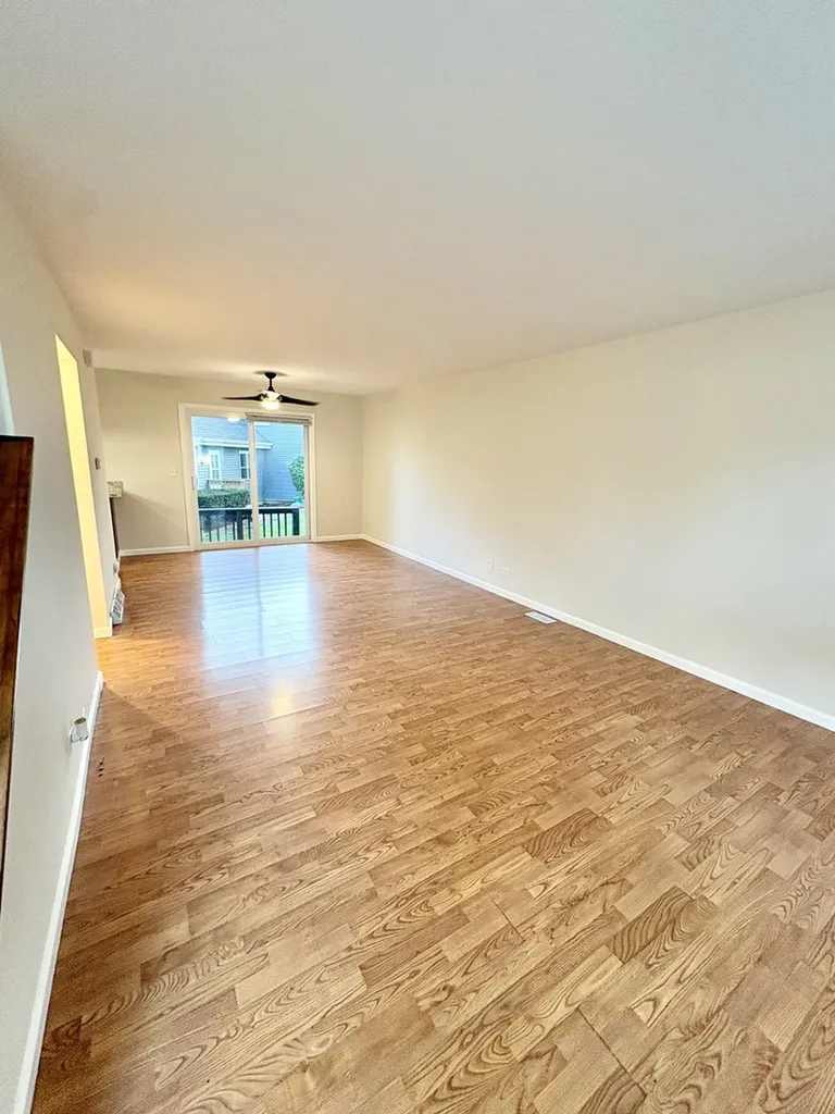228 Dakota Court Bolingbrook IL 60440