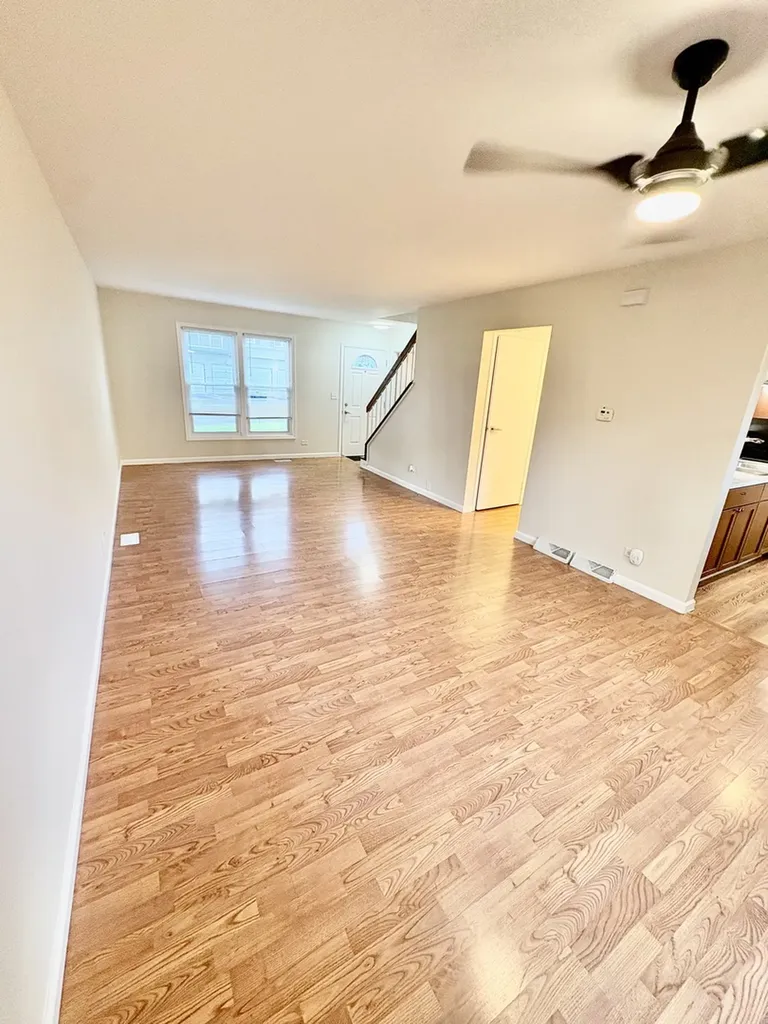 228 Dakota Court Bolingbrook IL 60440