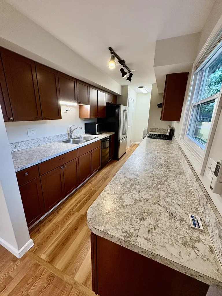 228 Dakota Court Bolingbrook IL 60440
