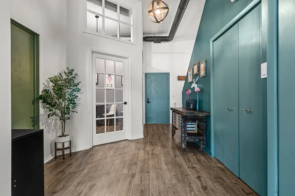 1760 West Wrightwood Avenue Chicago IL 60614