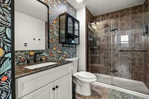 1760 West Wrightwood Avenue Chicago IL 60614