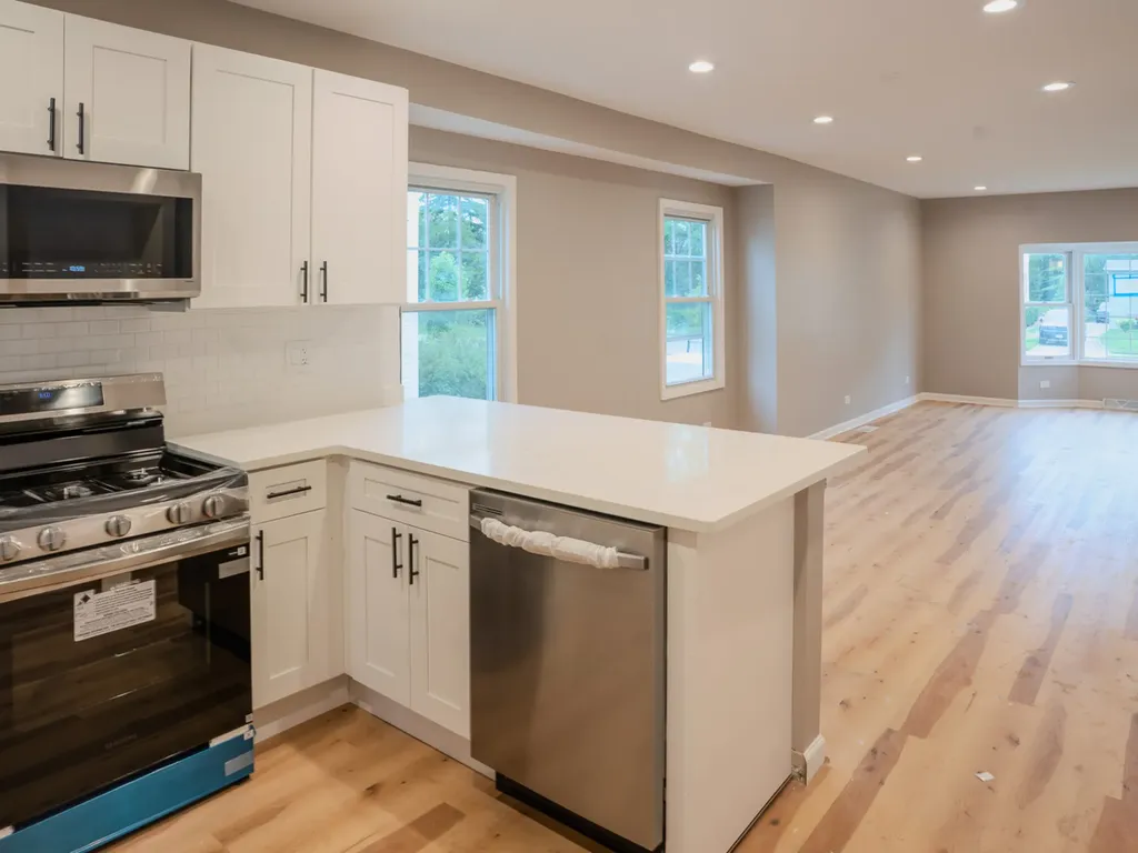 523 South Monterey Avenue Villa Park IL 60181