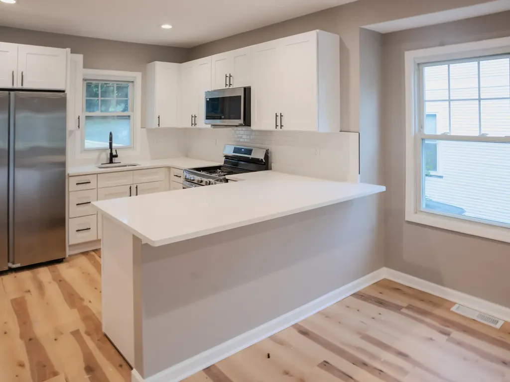 523 South Monterey Avenue Villa Park IL 60181