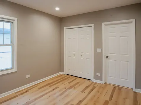 523 South Monterey Avenue Villa Park IL 60181