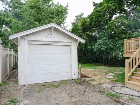 523 South Monterey Avenue Villa Park IL 60181