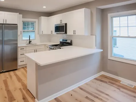 523 South Monterey Avenue Villa Park IL 60181