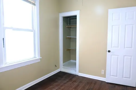 13223 South Buffalo Avenue Chicago IL 60633