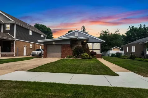 10029 South Central Park Avenue Evergreen Park IL 60805