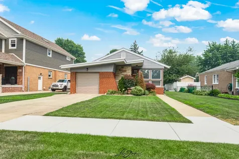 10029 South Central Park Avenue Evergreen Park IL 60805