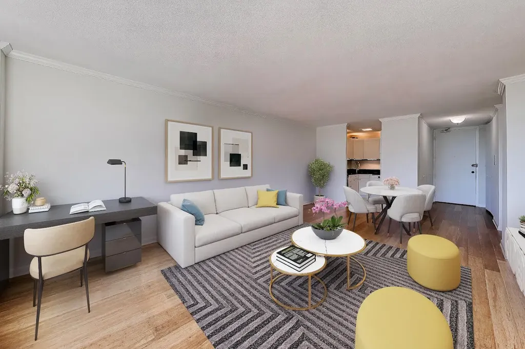 2728 North Hampden Court Chicago IL 60614