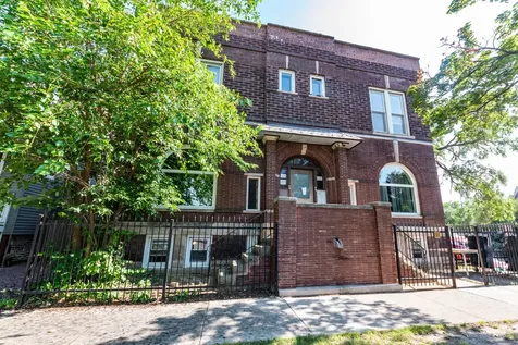 1533 West Leland Avenue Chicago IL 60640