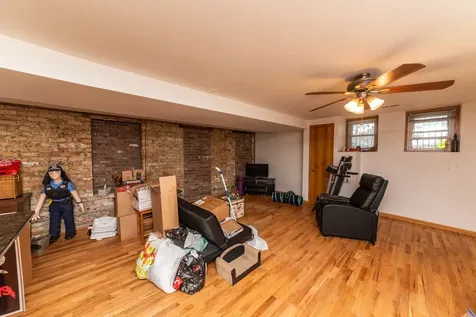 1533 West Leland Avenue Chicago IL 60640