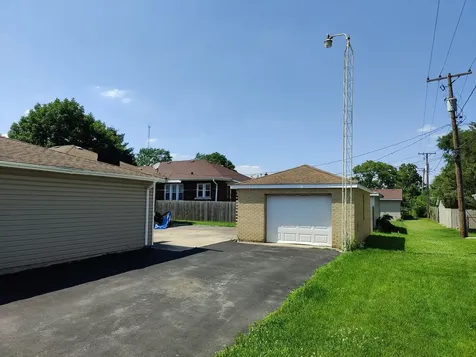 640 Midland Avenue Rockdale IL 60436