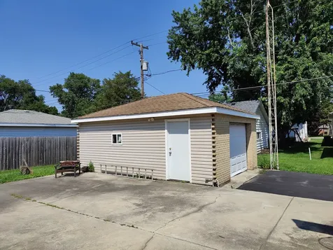 640 Midland Avenue Rockdale IL 60436