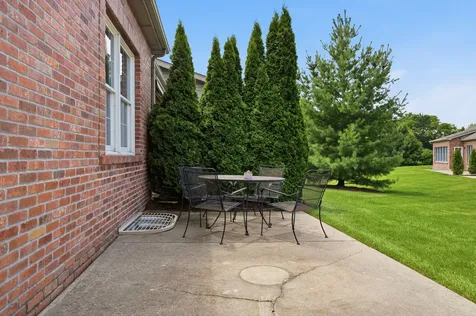5 Spring Ridge Circle Bloomington IL 61704