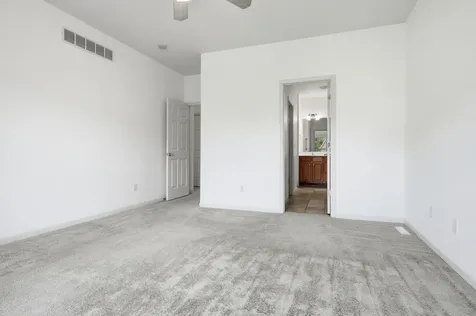 5 Spring Ridge Circle Bloomington IL 61704