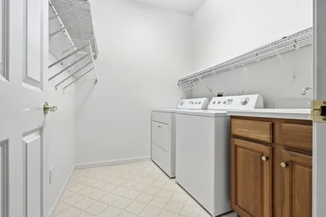 5 Spring Ridge Circle Bloomington IL 61704