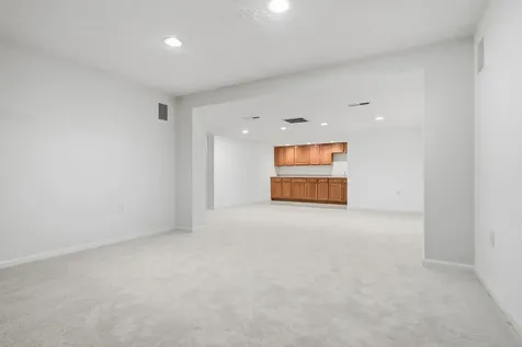 5 Spring Ridge Circle Bloomington IL 61704