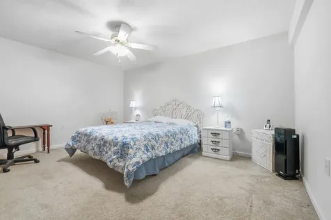 5 Spring Ridge Circle Bloomington IL 61704