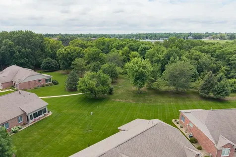 5 Spring Ridge Circle Bloomington IL 61704