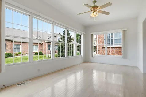 5 Spring Ridge Circle Bloomington IL 61704