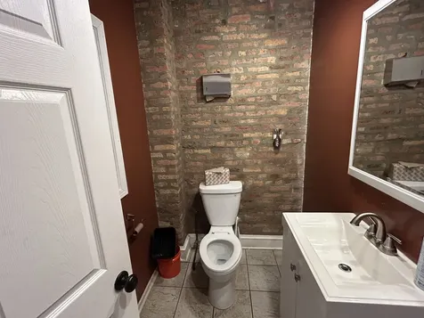 5923 South Wentworth Avenue Chicago IL 60621