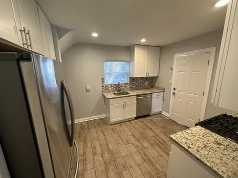 8209 South Prairie Avenue Chicago IL 60619