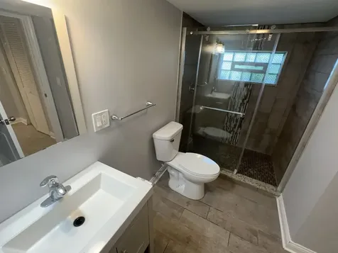 8209 South Prairie Avenue Chicago IL 60619