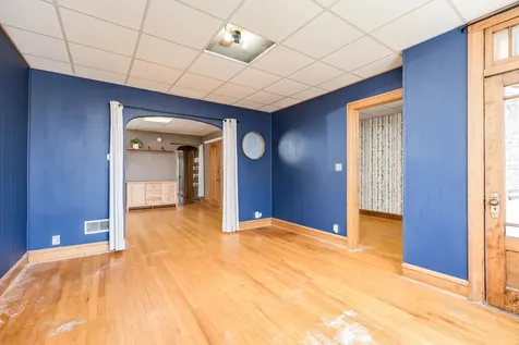 4204 South Maplewood Avenue Chicago IL 60632