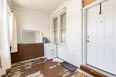 4204 South Maplewood Avenue Chicago IL 60632