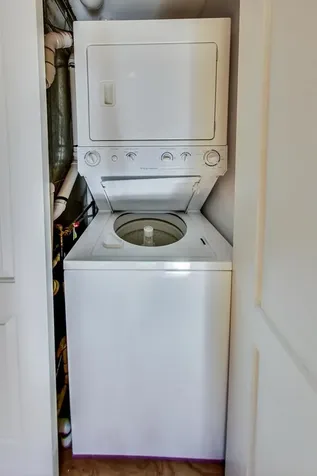 3007 North Clifton Avenue Chicago IL 60657