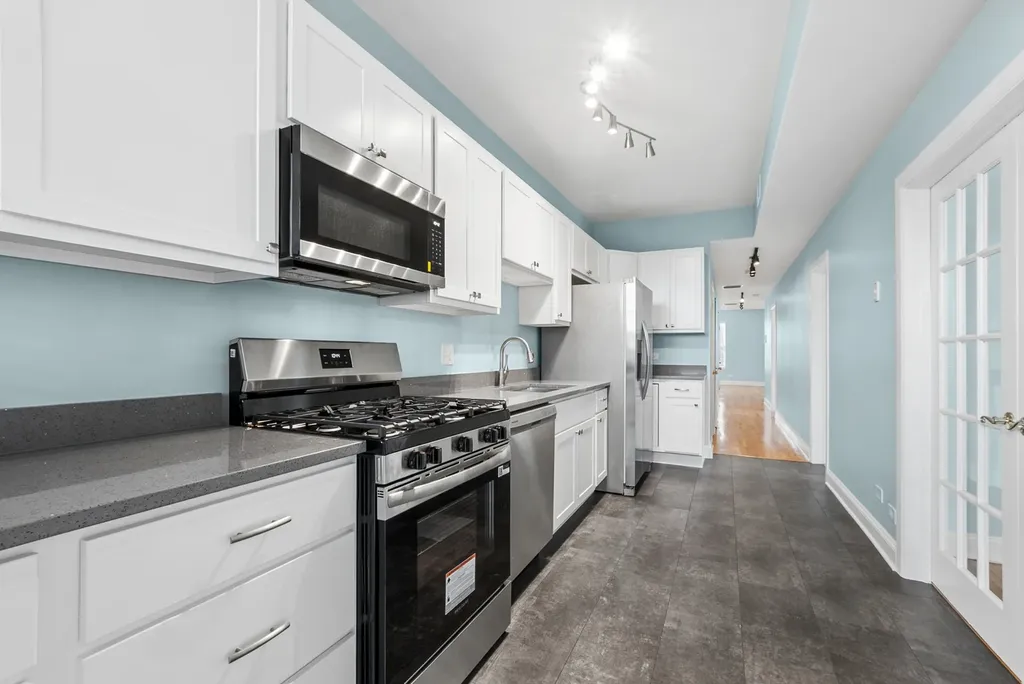 4614 South Calumet Avenue Chicago IL 60653