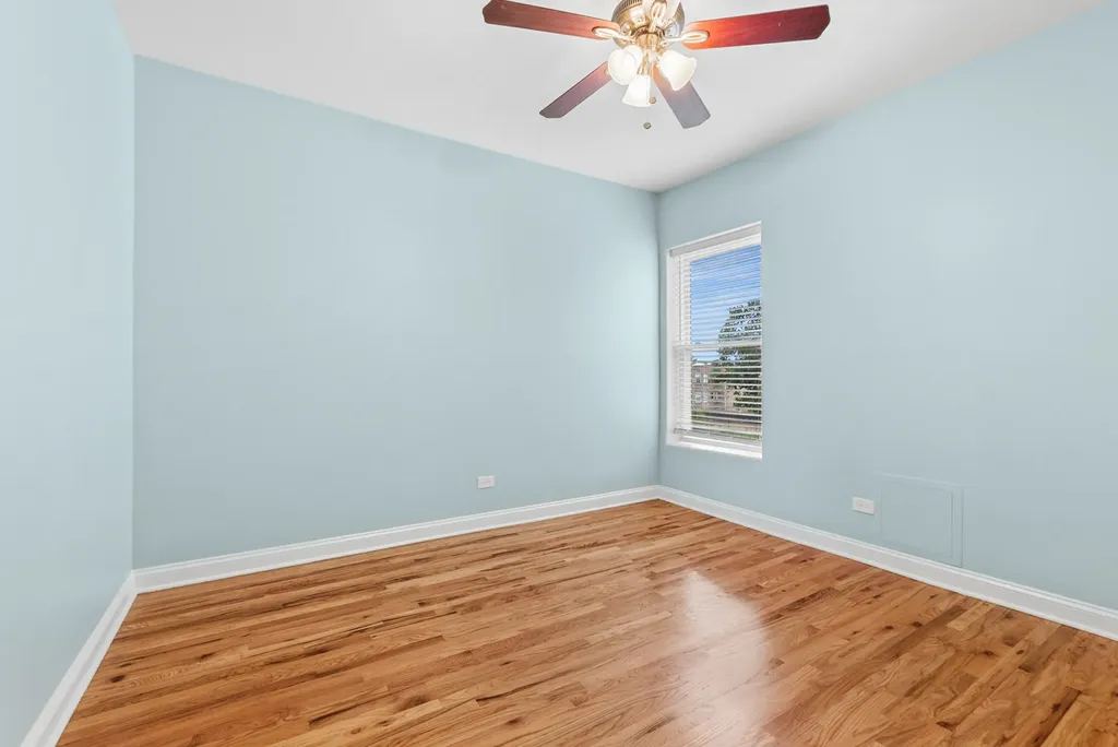 4614 South Calumet Avenue Chicago IL 60653